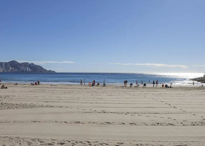 Playa De Poniente 1-5 *